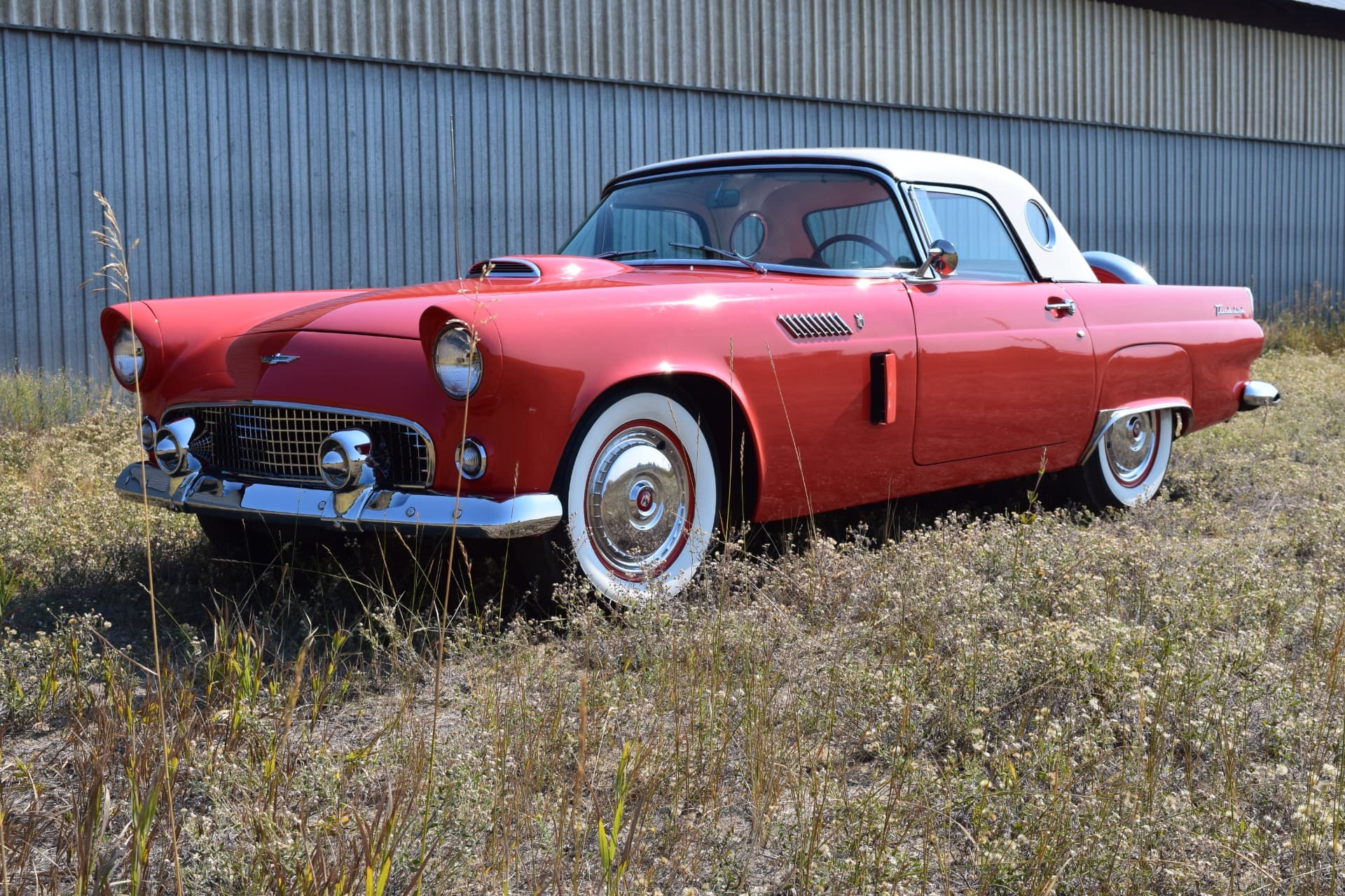 Ford-Thunderbird-1956-2024-02-19T23:18:40.590Z