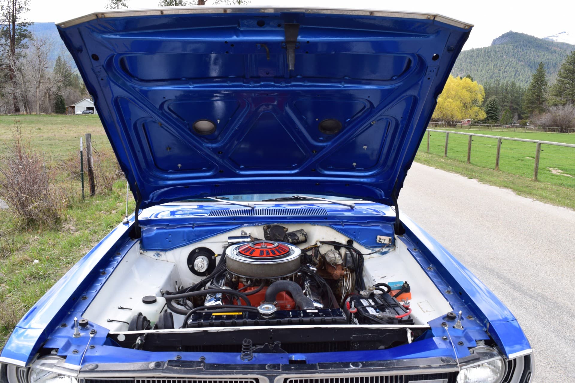 Vehicle image 18