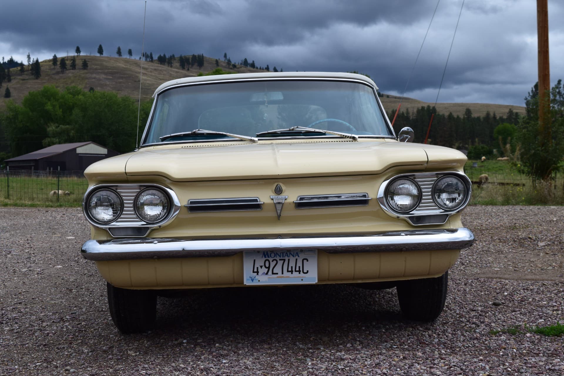 Vehicle image 6