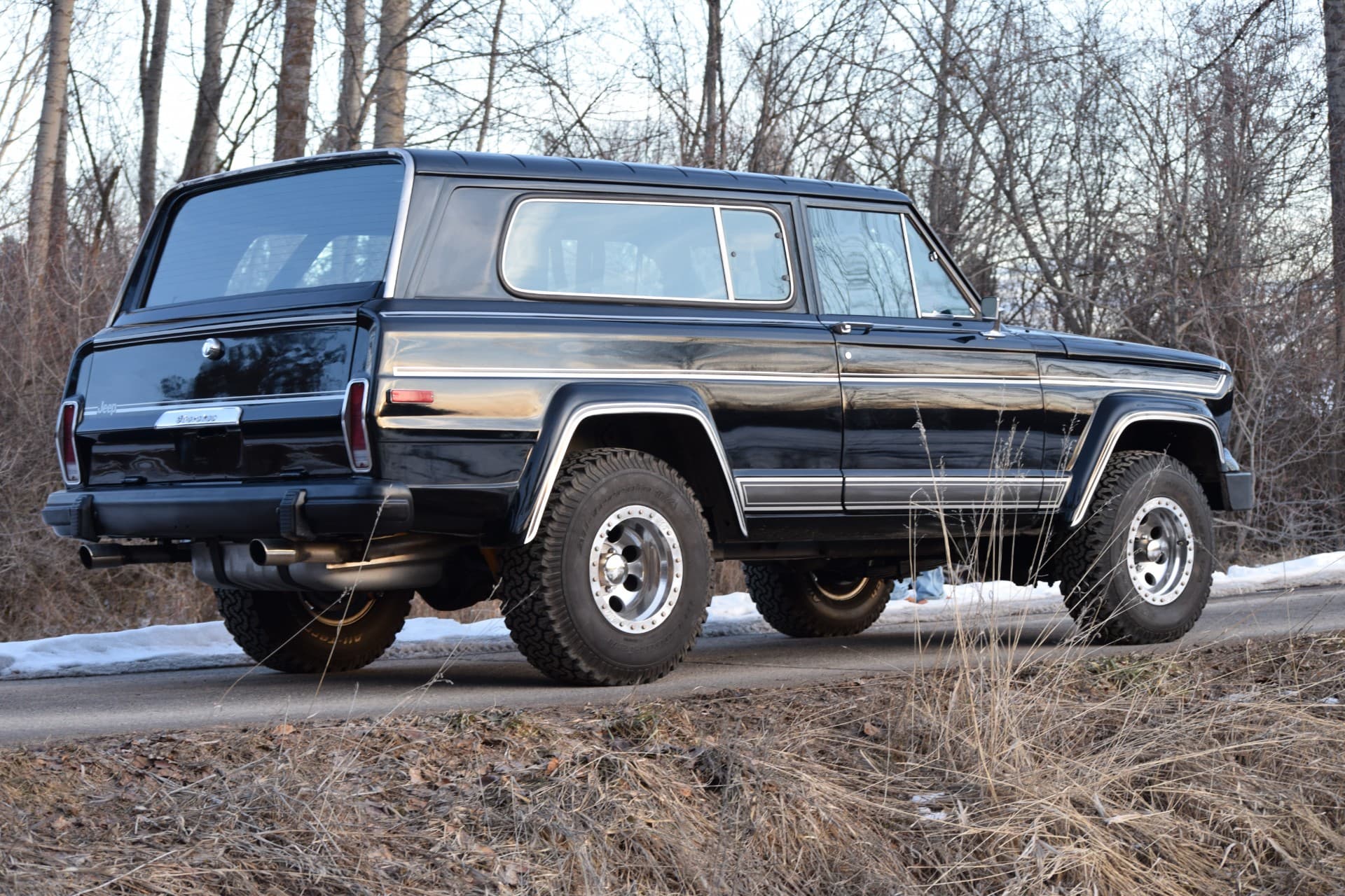 Jeep-Cherokee-1977-2024-02-23T16:04:05.337Z