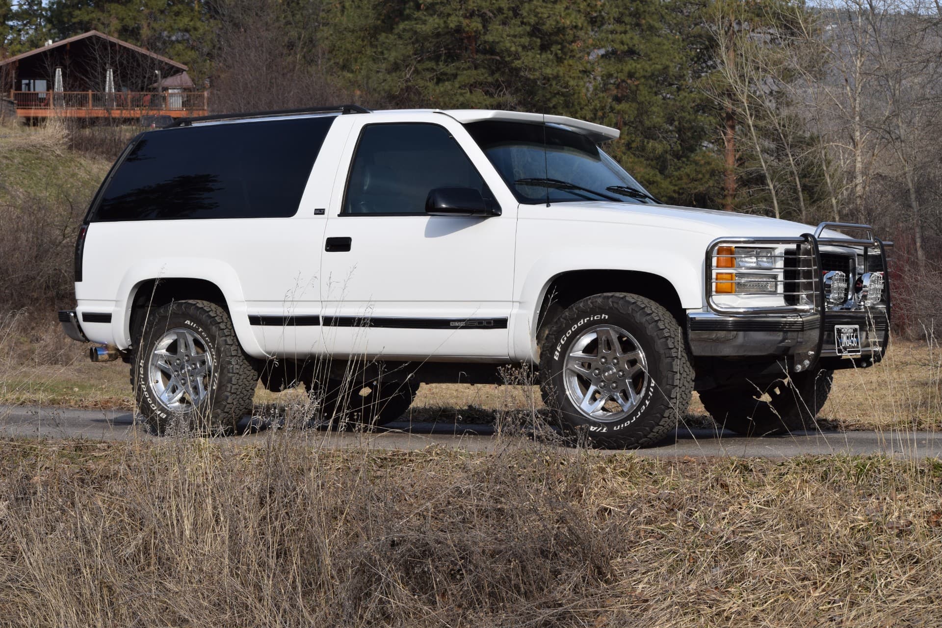 GMC-Yukon-1995-2024-02-23T16:12:01.717Z